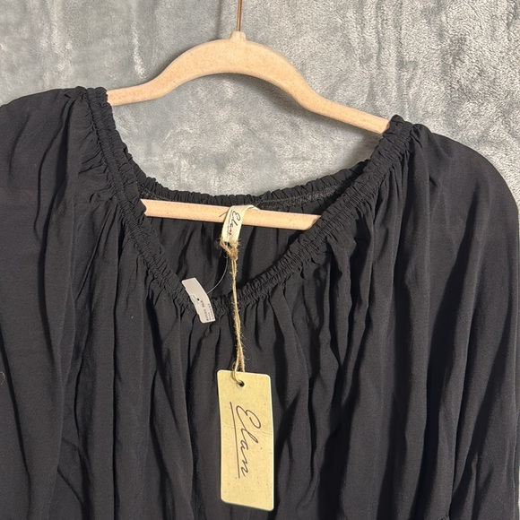 NWT Chic Black Off-Shoulder Top size large X-Large women boho pleated‎ sleeves - Picture 2 of 13